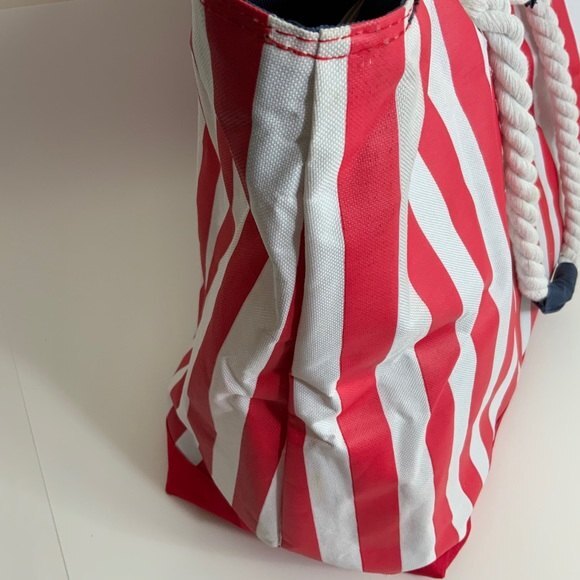 Large Striped Beach Bag - Picture 8 of 12
